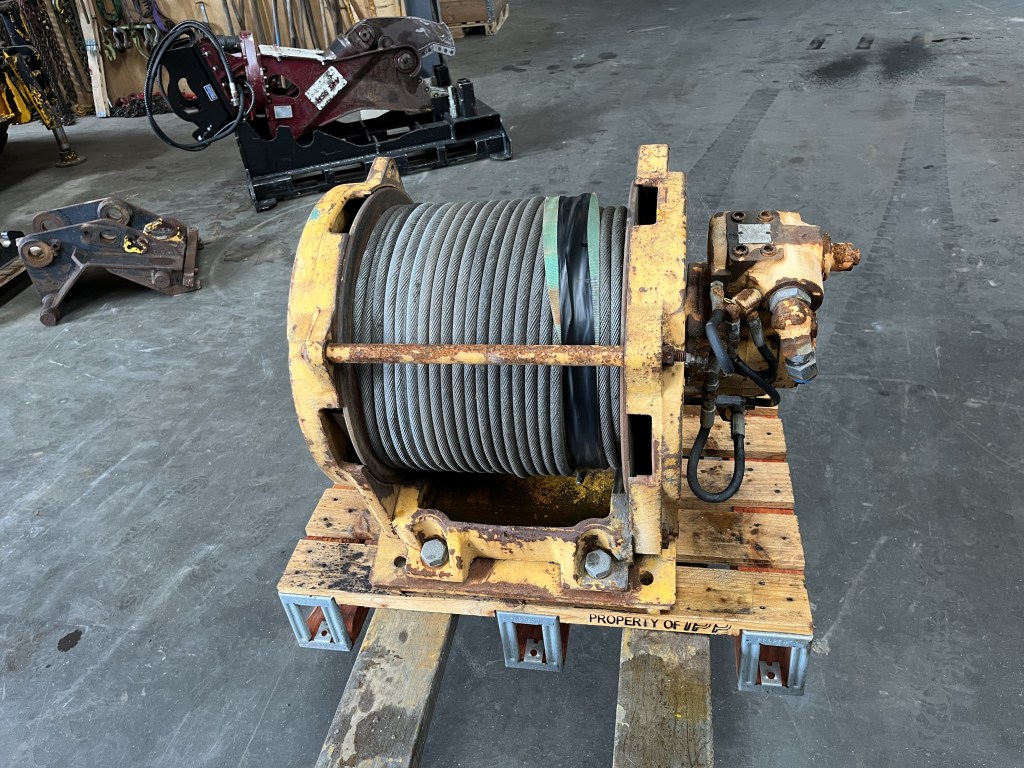 Braden PD10 hydraulische lier te koop bij Jaap Verboon