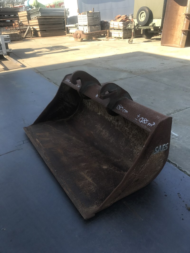 SAES slotenbak 8 te koop bij Jaap Verboon