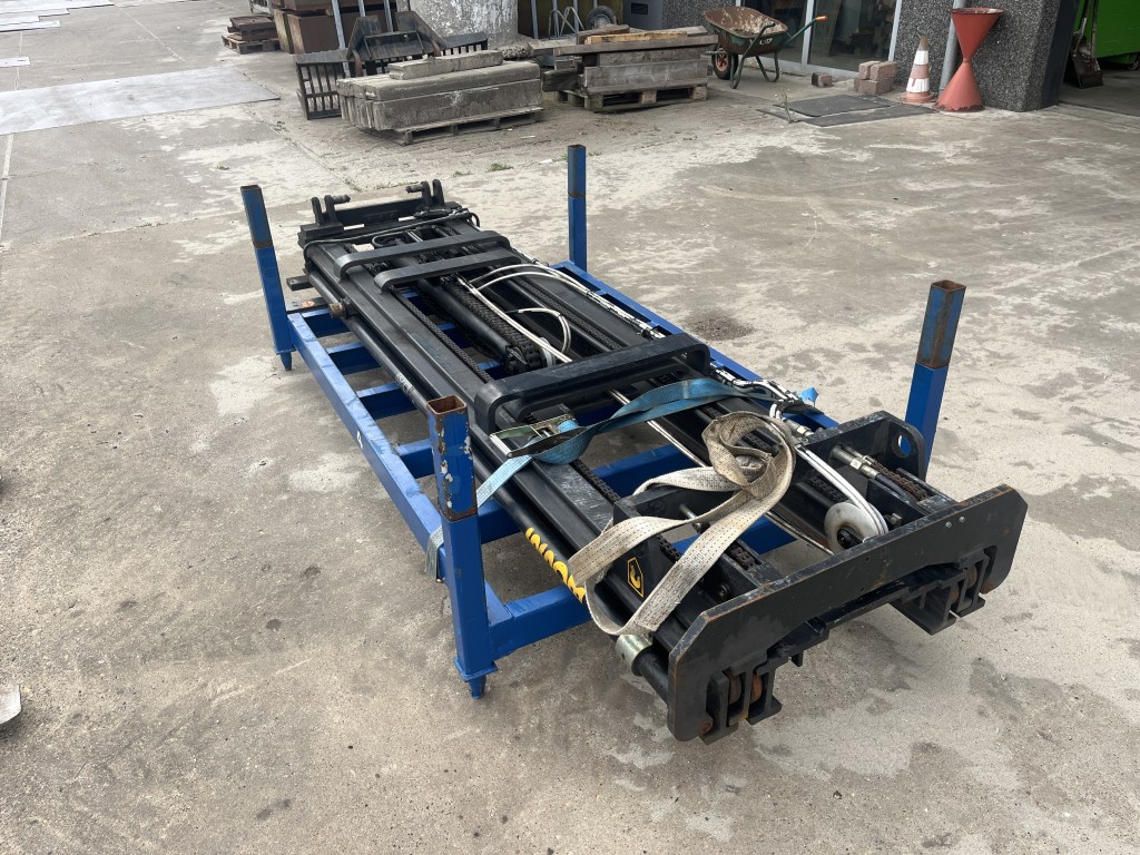boss triplo hefmast te koop bij Jaap Verboon