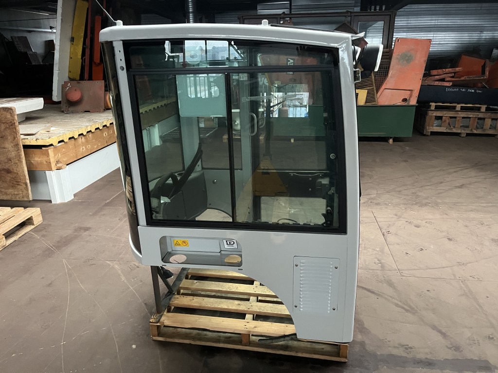 cabine ihi 14 16 18 nxt te koop bij Jaap Verboon