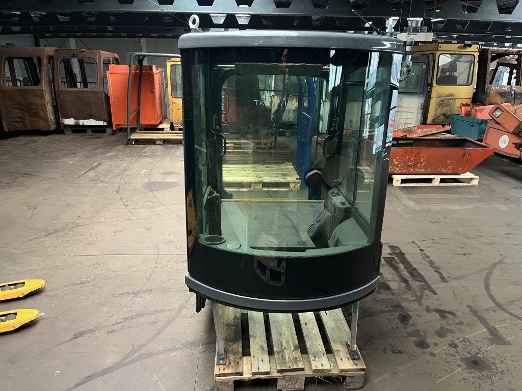 cabine ihi nxt te koop bij Jaap Verboon