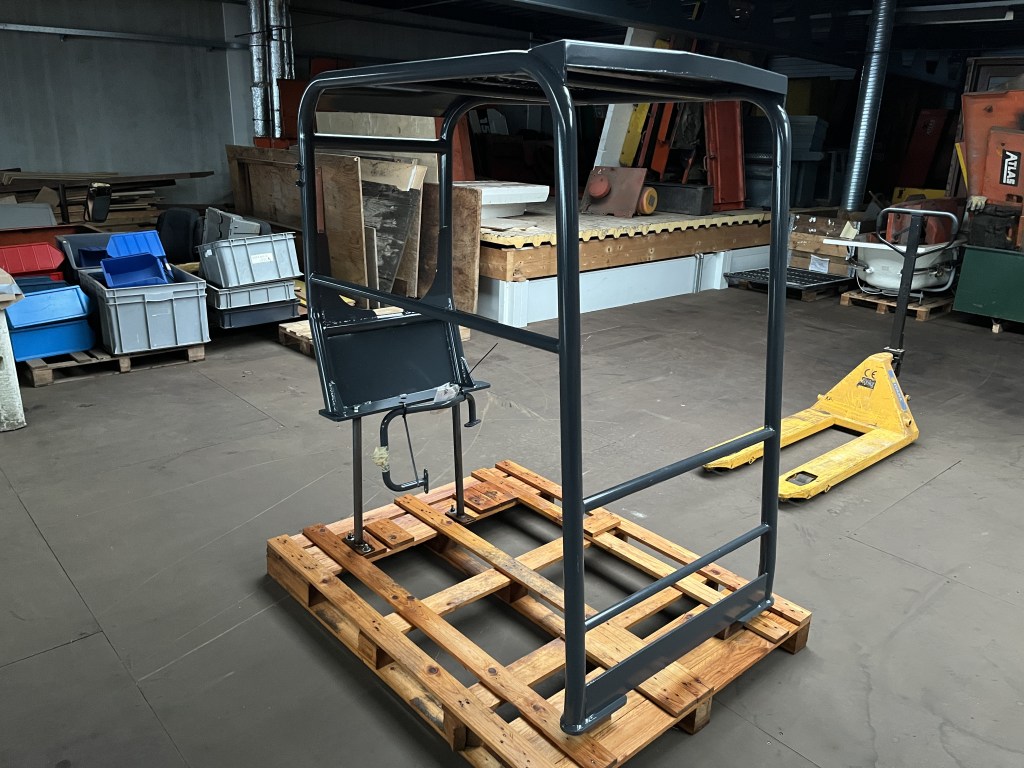 canopy IHI 27 V4 te koop bij Jaap Verboon