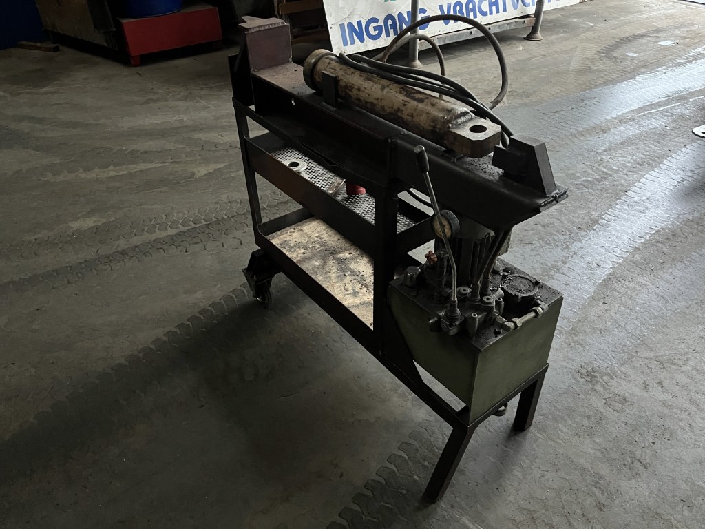 hydraulische pijpen buiger te koop bij Jaap Verboon