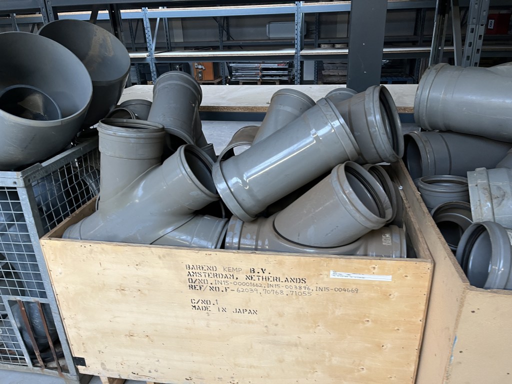 partij pvc delen te koop bij Jaap Verboon