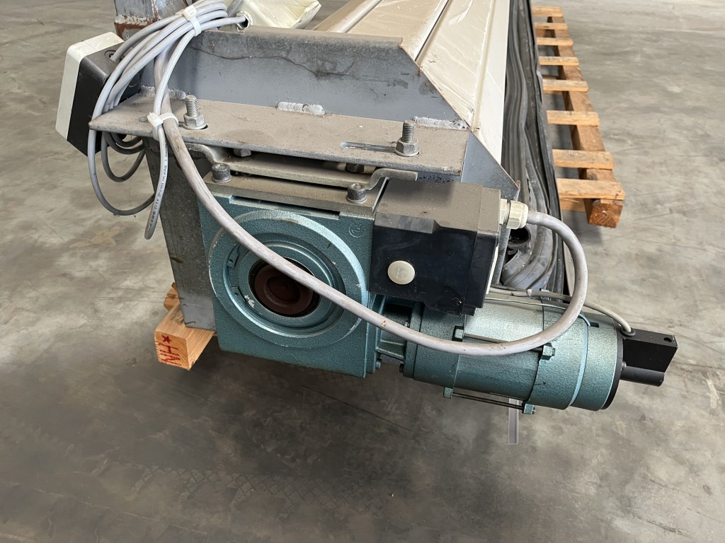 roldeur electrisch aangedreven te koop bij Jaap Verboon