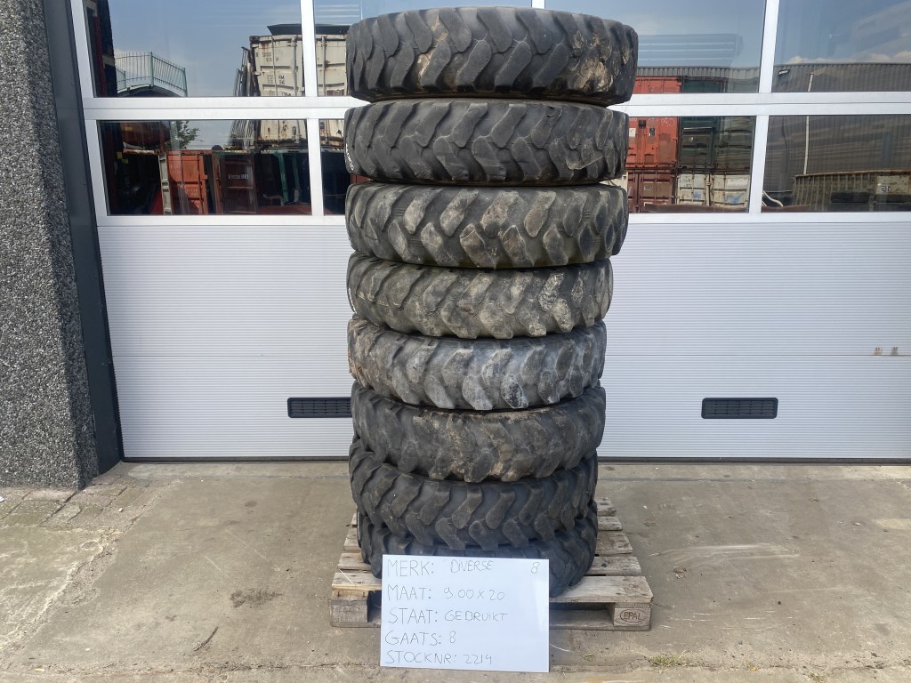 set 9.00x20 te koop bij Jaap Verboon