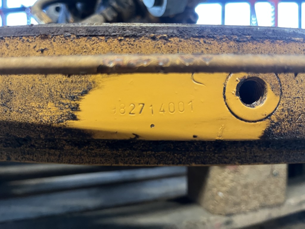 slewring Liebherr te koop bij Jaap Verboon