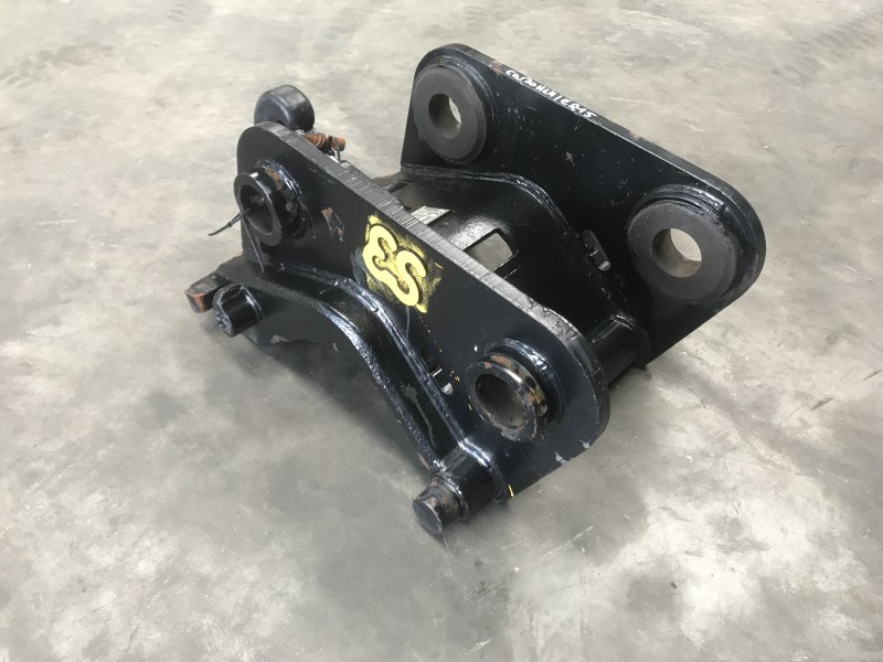 snelwissel CW40 Kobelco E215 te koop bij Jaap Verboon