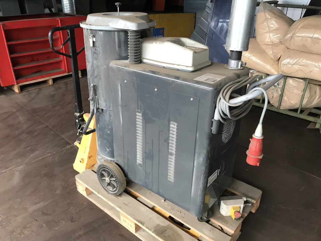 stofafzuiger HAMACH te koop bij Jaap Verboon